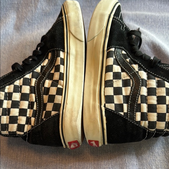 Vans Black and White High-Top Sneakers - Picture 4 of 12